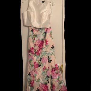 M/White/Multi Two-Piece Prom Dress